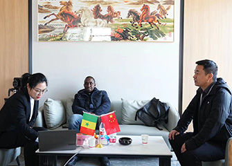 Welcome customers from Senegal to visit us