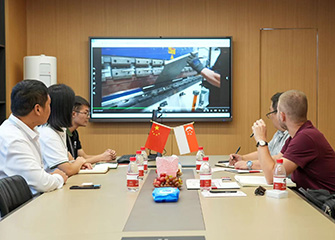 Welcome customers from Singapore to visit us