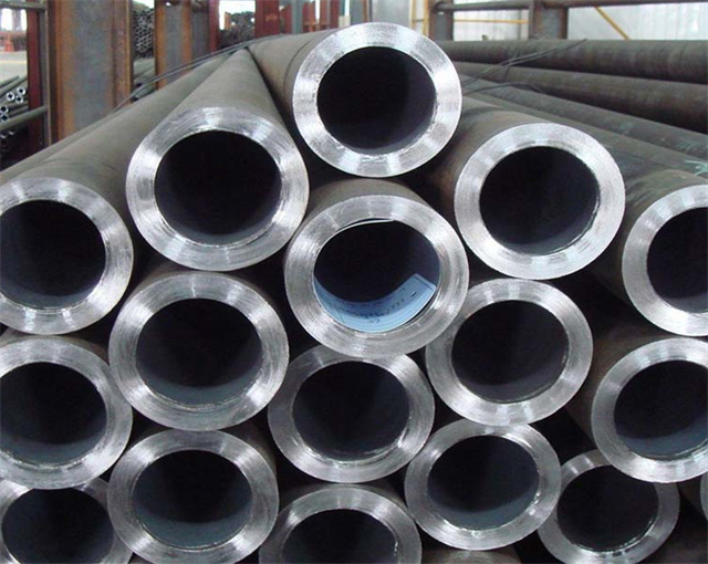 ALLOY SEAMLESS PIPE